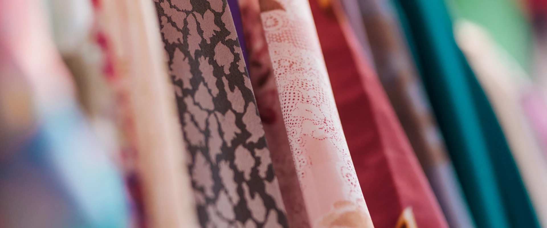 YIWU DIGITAL PRINTING & APPLICATION