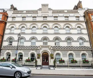 Gem Langham Court Hotel