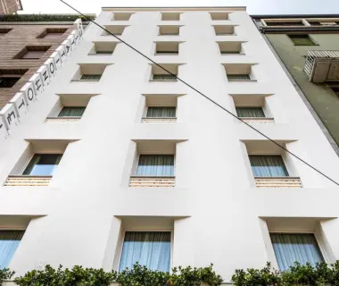 43 Station Hotel