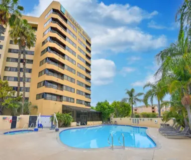 Embassy Suites by Hilton Anaheim-Orange