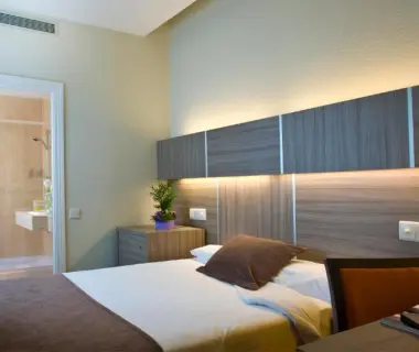 Hotel Serrano
