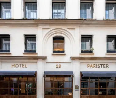 Hotel Parister Piscine & Spa