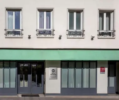 Best Western Rives de Paris La Defense
