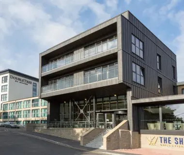 DoubleTree by Hilton Edinburgh - Queensferry Crossing