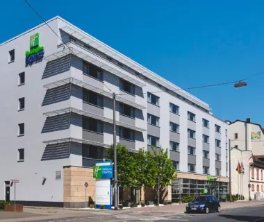 Holiday Inn Express Frankfurt Messe by IHG