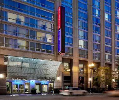 Residence Inn by Marriott Chicago Downtown/River North