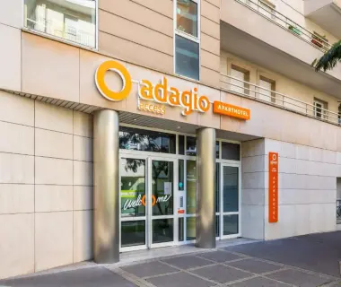 Aparthotel Adagio Access La Défense - Place Charras