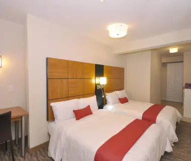 Hotel Five44