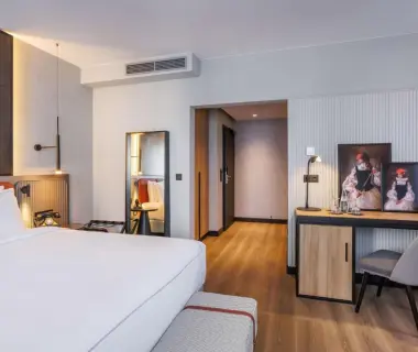 Radisson RED Berlin Kudamm