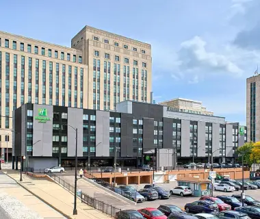 Holiday Inn Hotel & Suites Chicago - Downtown by IHG