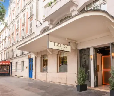 Le Lampika Hotel