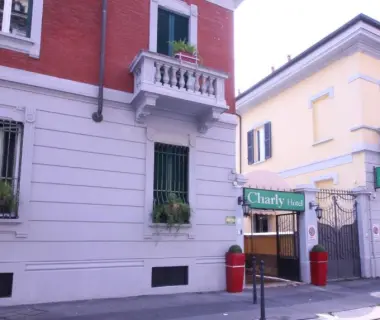 Hotel Charly