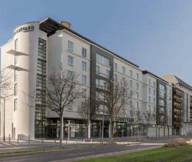 Courtyard by Marriott Paris La Defense West - Colombes