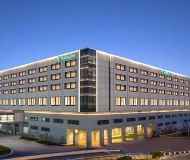 Holiday Inn Shanghai Pudong Airport, an IHG Hotel