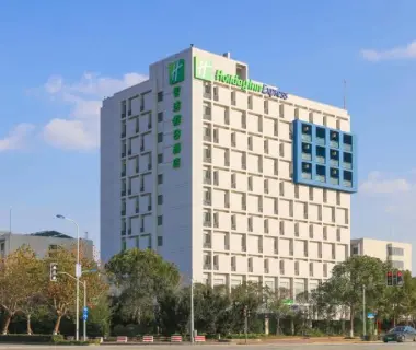 Holiday Inn Express Shanghai Pudong Airport by IHG