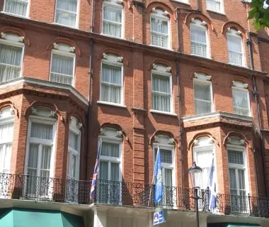 Best Western Burns Hotel