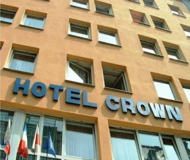 Crown Hotel