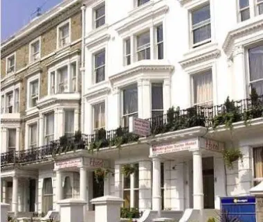 Kensington Suite Hotel