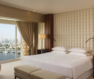 Sheraton Dubai Creek Hotel & Towers