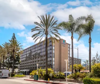 Clarion Hotel Anaheim Resort