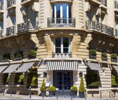 Le Dokhan's Paris Arc de Triomphe, a Tribute Portfolio Hotel