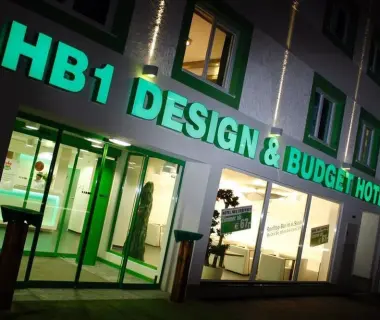 HB1 Schonbrunn Budget & Design