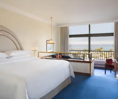 Sheraton Grand Doha Resort & Convention Hotel
