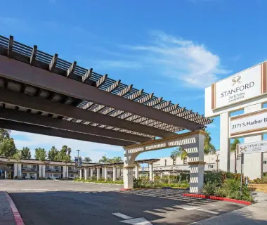Stanford Inn & Suites Anaheim